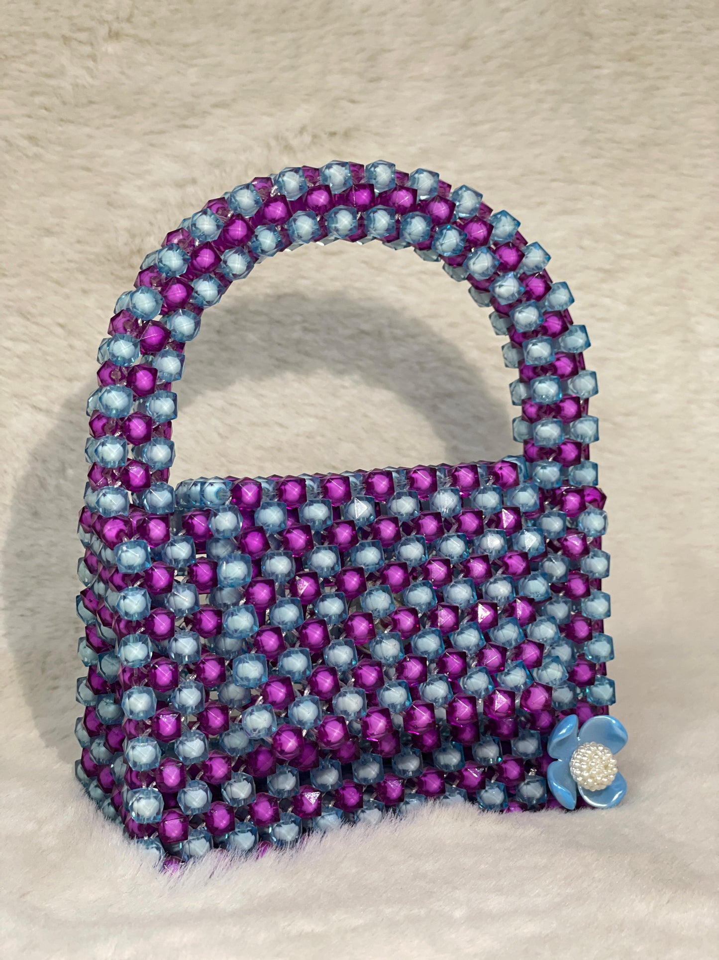 Handmade Purple & Blue Beaded Handbag with Flower Accent – Acrylic Crystal Purse – Elegant BeadnBags Shoulder Bag